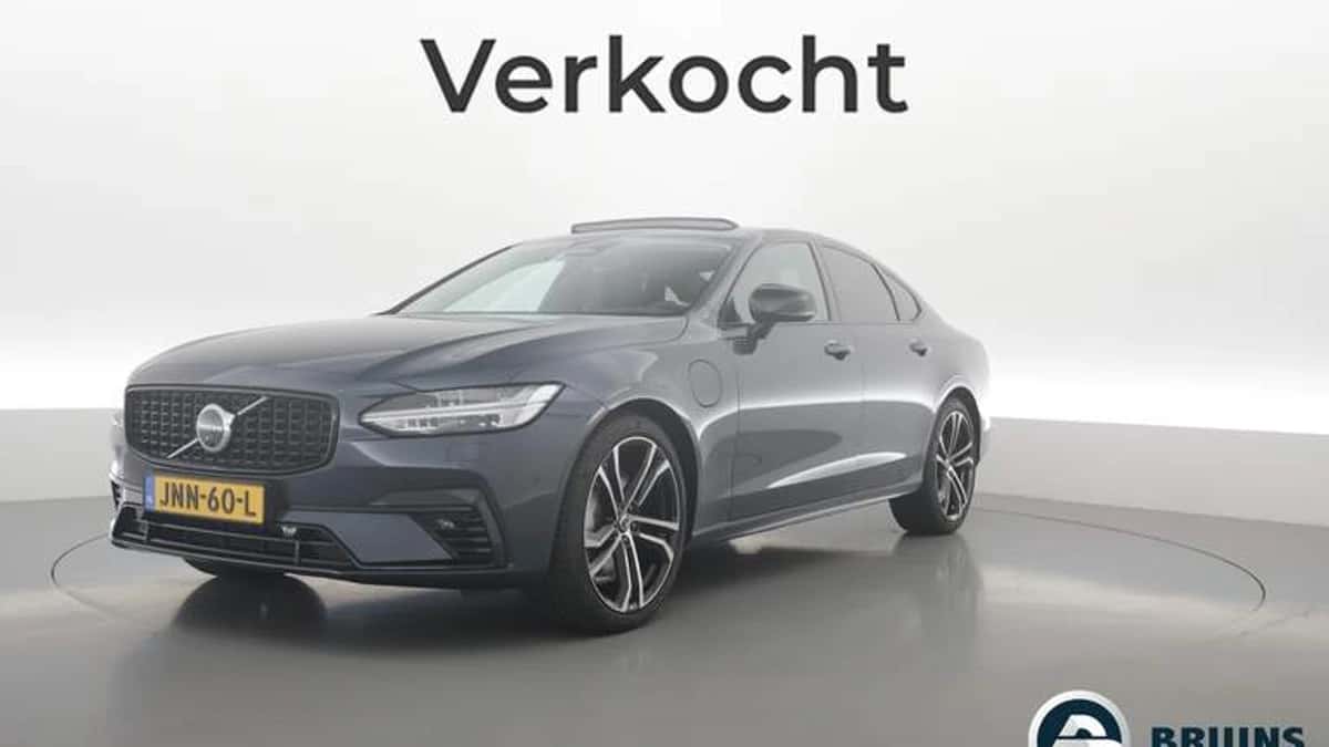 Volvo S90 (2025) — foto 1
