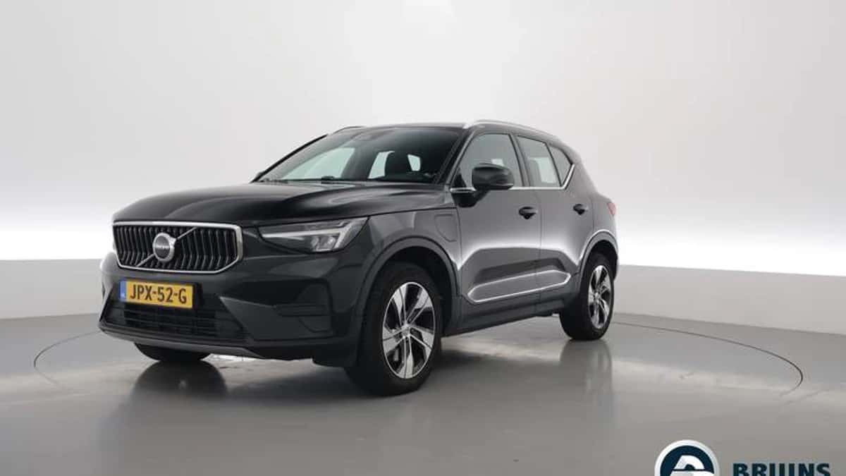 Volvo XC40 (2022) — foto 1