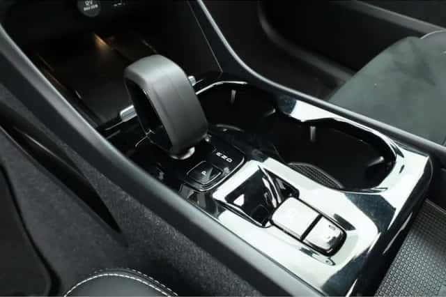 Volvo XC40 (2023) thumbnail 6