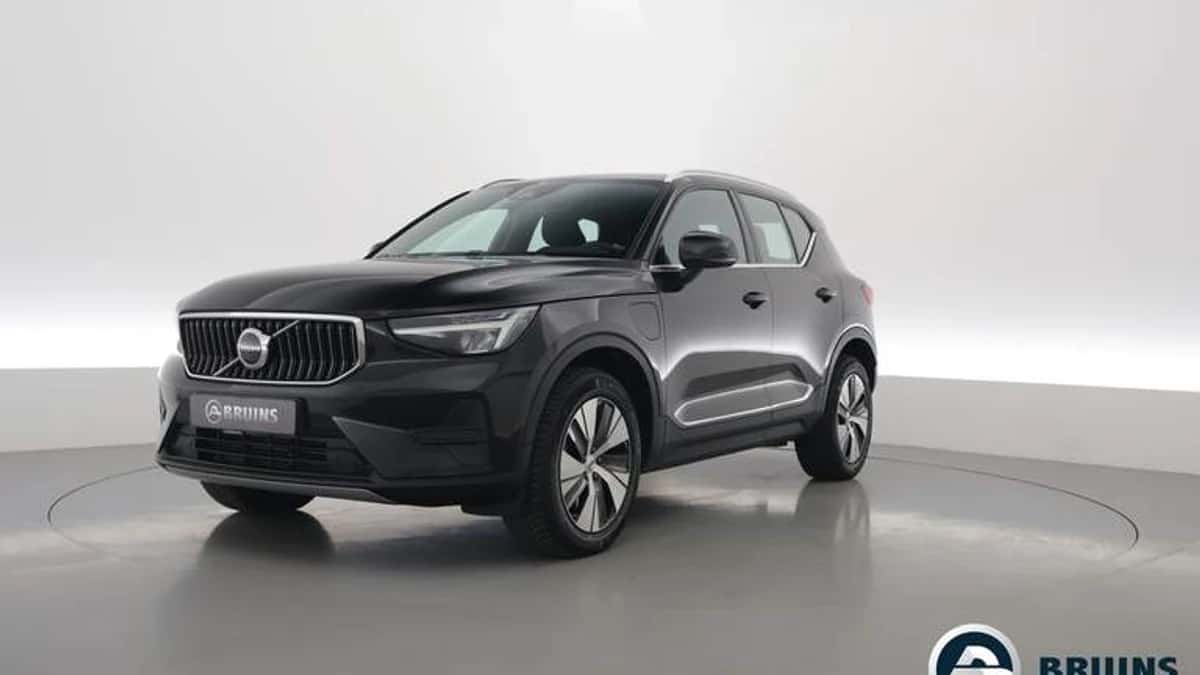 Volvo XC40 (2022) — foto 1