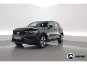 Volvo XC40 (2022)