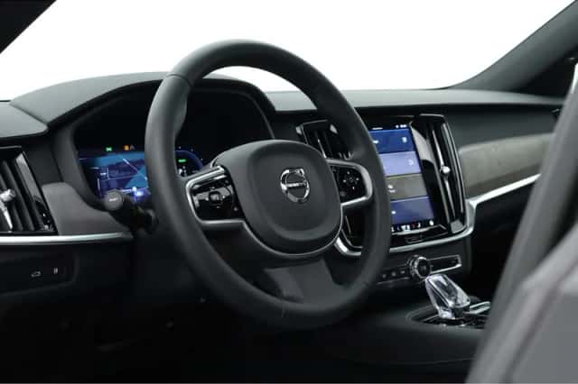 Volvo V90 (2022) thumbnail 5