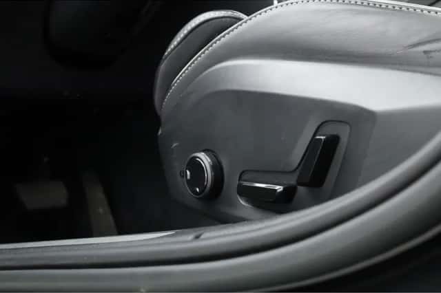 Volvo V60 (2022) thumbnail 6