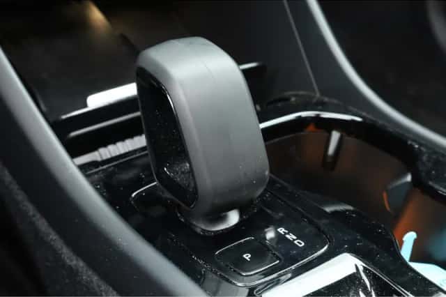 Volvo XC40 (2023) thumbnail 6