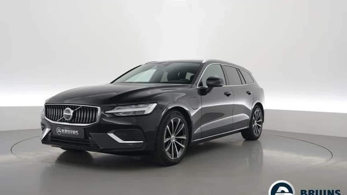 Volvo V60 (2025) — foto 1