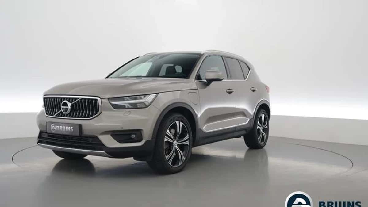 Volvo XC40 (2020) — foto 1