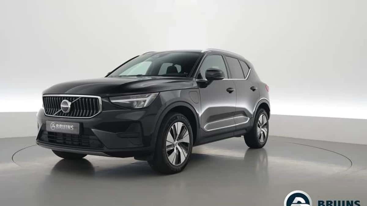 Volvo XC40 (2022) — foto 1
