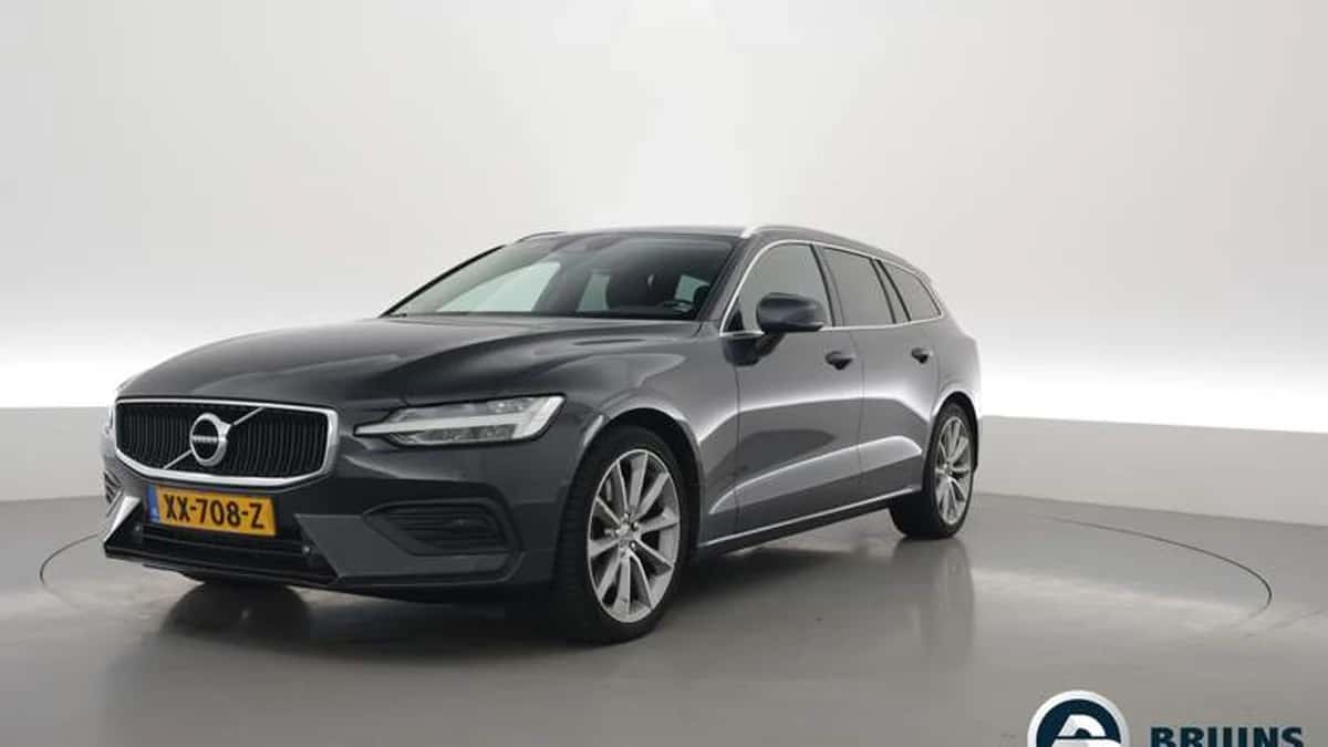 Volvo V60 (2019) — foto 1
