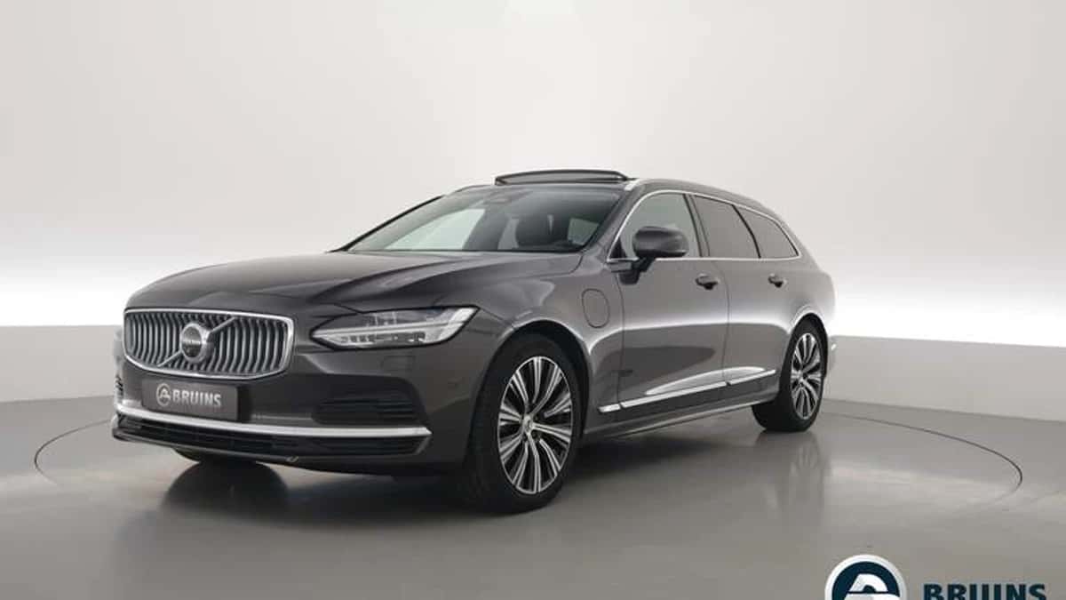 Volvo V90 (2022) — foto 1