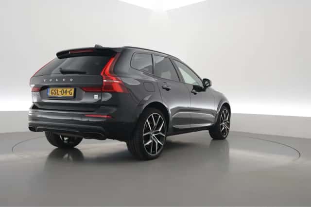 Volvo XC60 (2020) thumbnail 2