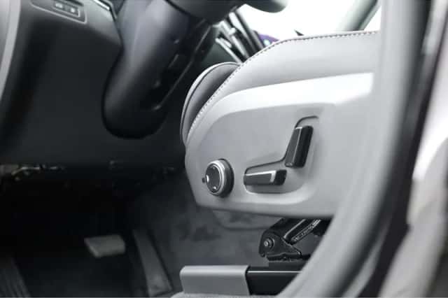 Volvo XC60 (2025) thumbnail 5
