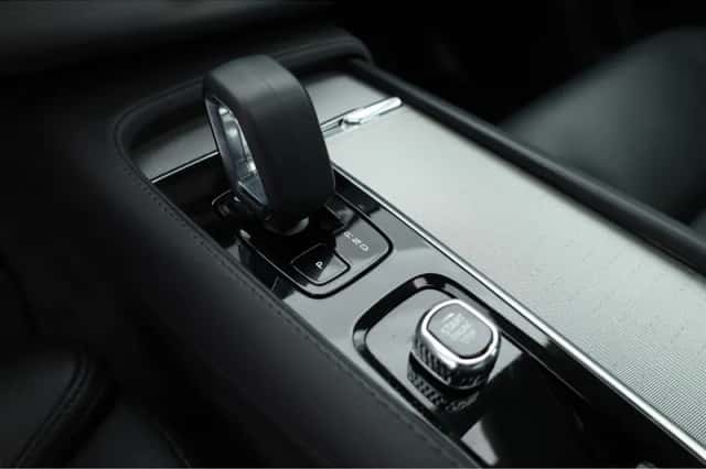 Volvo XC90 (2023) thumbnail 6