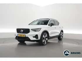 Volvo XC40 (2022)