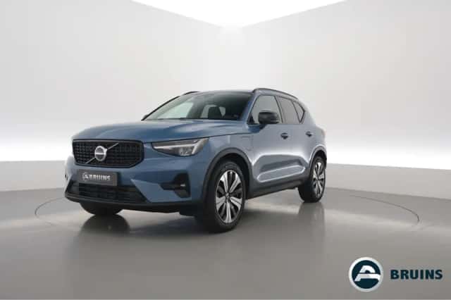 Volvo XC40 (2022) thumbnail 1