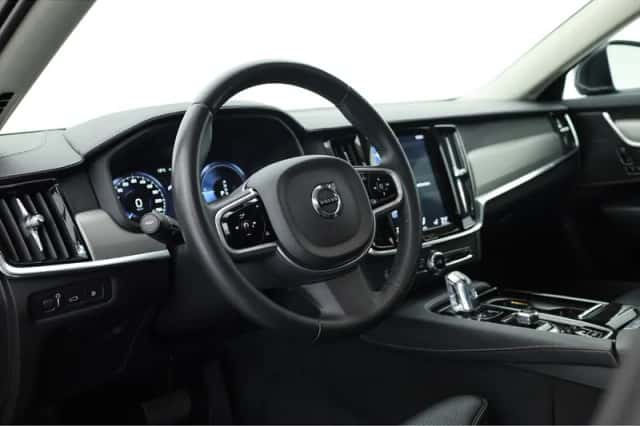 Volvo S90 (2018) thumbnail 4