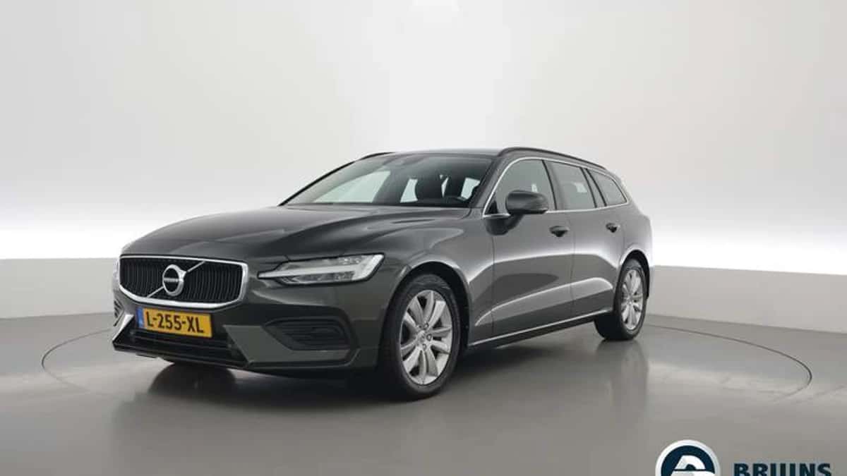 Volvo V60 (2021) — foto 1
