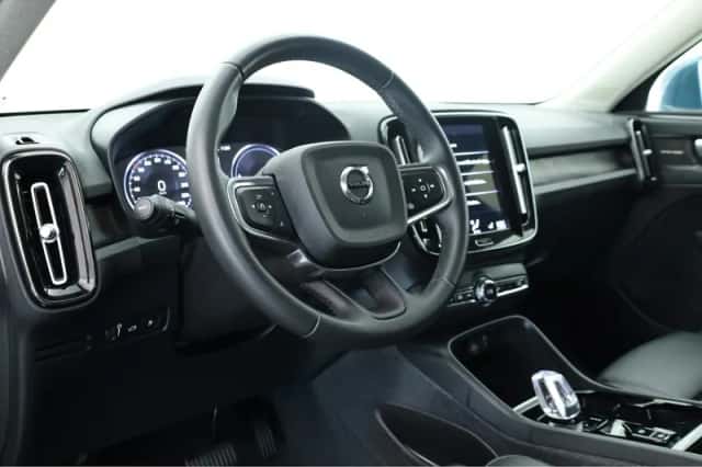 Volvo XC40 (2022) thumbnail 4