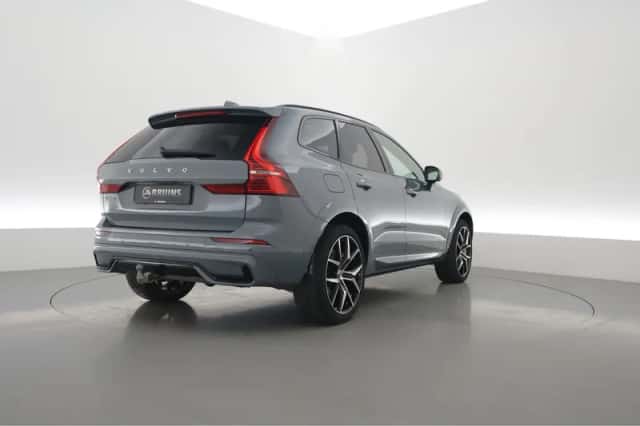 Volvo XC60 (2023) thumbnail 2