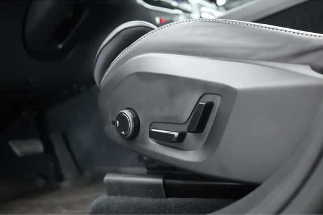 Volvo XC60 (2023) thumbnail 6