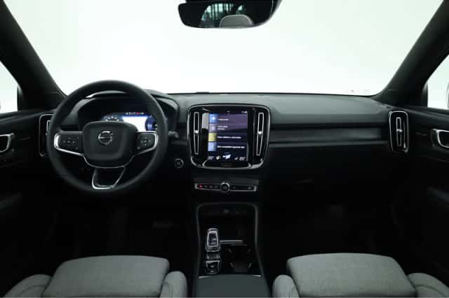 Volvo XC40 (2023) thumbnail 6