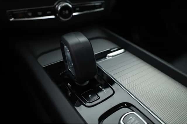 Volvo XC60 (2023) thumbnail 6