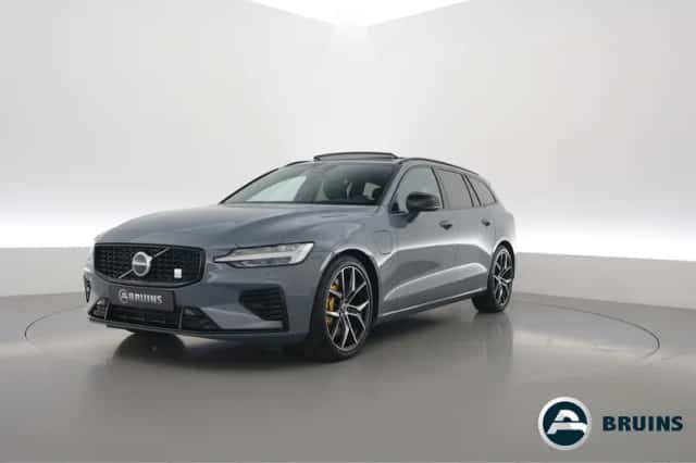Volvo V60 (2024) thumbnail 1