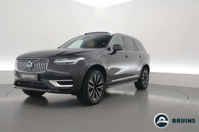 Volvo XC90 (2022) thumbnail 1