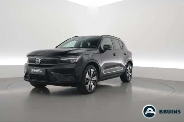 Volvo XC40 (2023) thumbnail 1