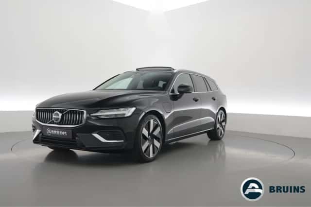 Volvo V60 (2025) thumbnail 1