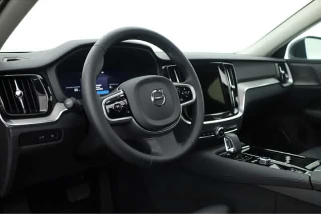 Volvo V60 (2025) thumbnail 4