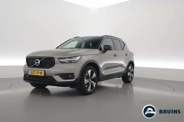 Volvo XC40 (2021) thumbnail 1