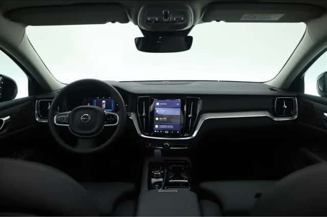 Volvo V60 (2024) thumbnail 6