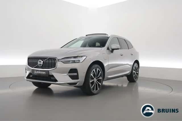 Volvo XC60 (2023) thumbnail 1
