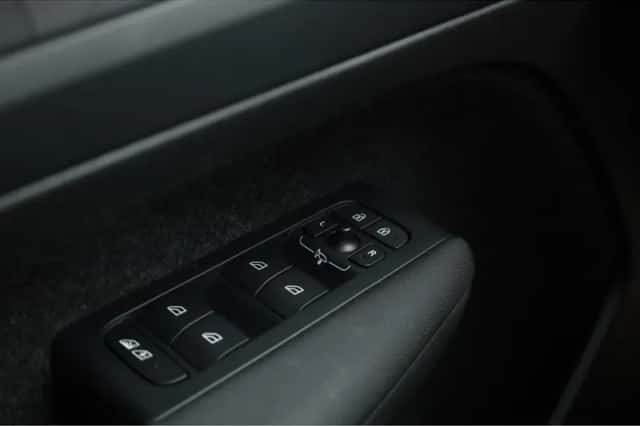 Volvo C40 (2023) thumbnail 6