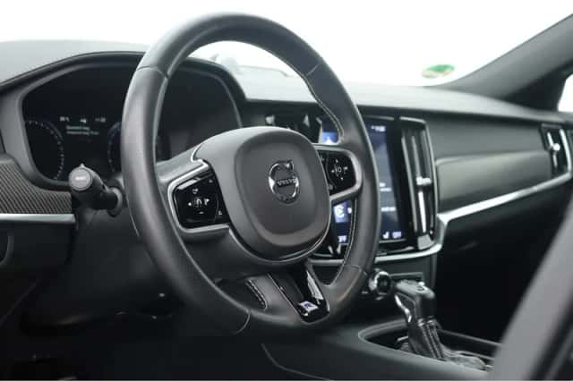 Volvo V90 (2018) thumbnail 5