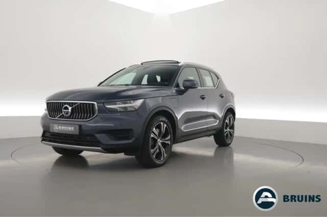 Volvo XC40 (2021) thumbnail 1