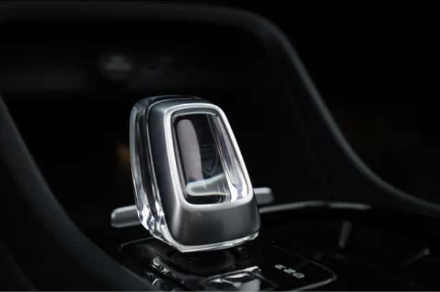 Volvo XC40 (2023) thumbnail 5