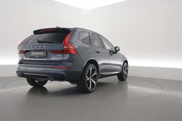 Volvo XC60 (2025) thumbnail 2