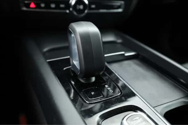 Volvo V60 (2022) thumbnail 5