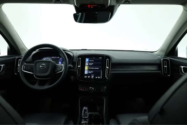 Volvo XC40 (2022) thumbnail 6