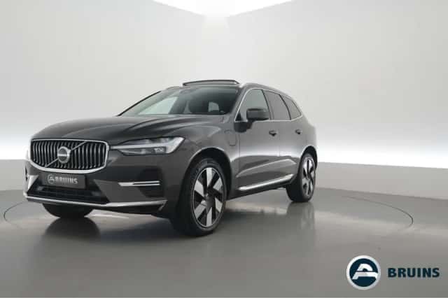 Volvo XC60 (2023) thumbnail 1