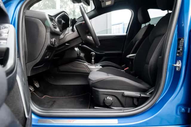 Ford Focus (2019) thumbnail 5