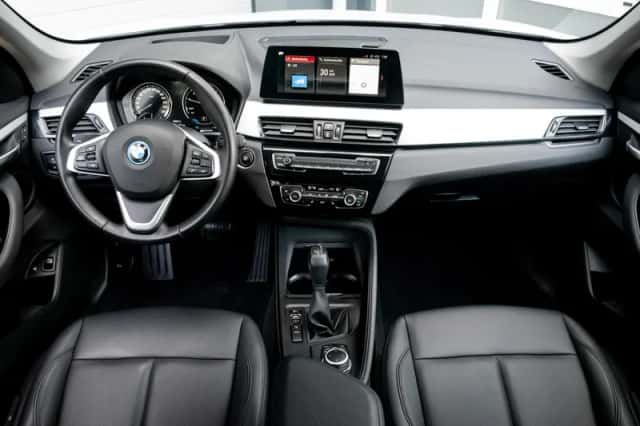 BMW X1 (2022) thumbnail 3