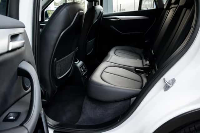 BMW X1 (2022) thumbnail 6