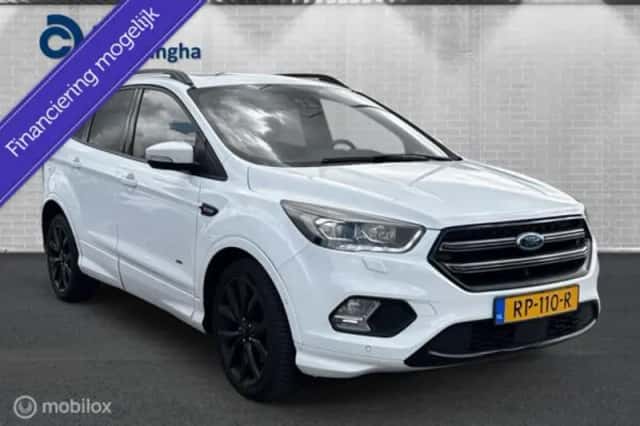 Ford Kuga (2018) thumbnail 1