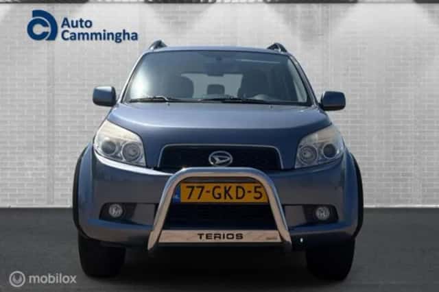 Daihatsu Terios (2008) thumbnail 2