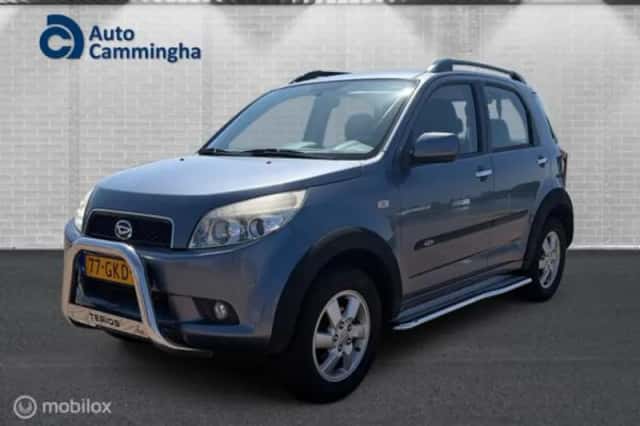 Daihatsu Terios (2008) thumbnail 3