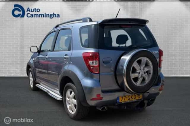 Daihatsu Terios (2008) thumbnail 6