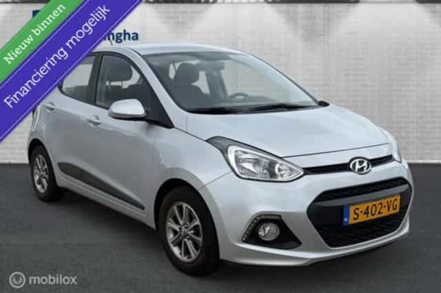 Hyundai i10 (2017) thumbnail 1