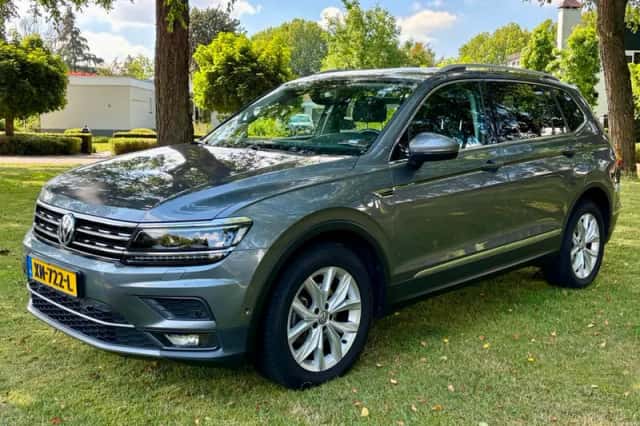 Volkswagen Tiguan (2019) thumbnail 3